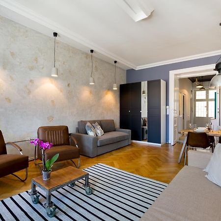 Designer Dream Home In The Absolute Center Будапеща Екстериор снимка