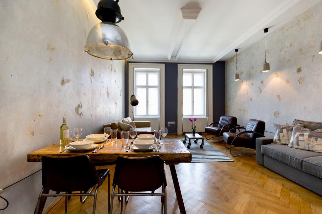 Designer Dream Home In The Absolute Center Будапеща Екстериор снимка